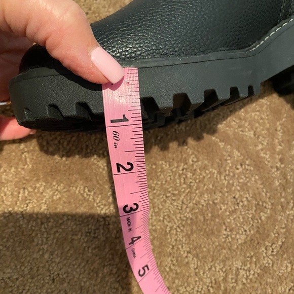 Universal thread women’s Black Ankle Boots Zipper New size 10 stylish comfort - Picture 13 of 15